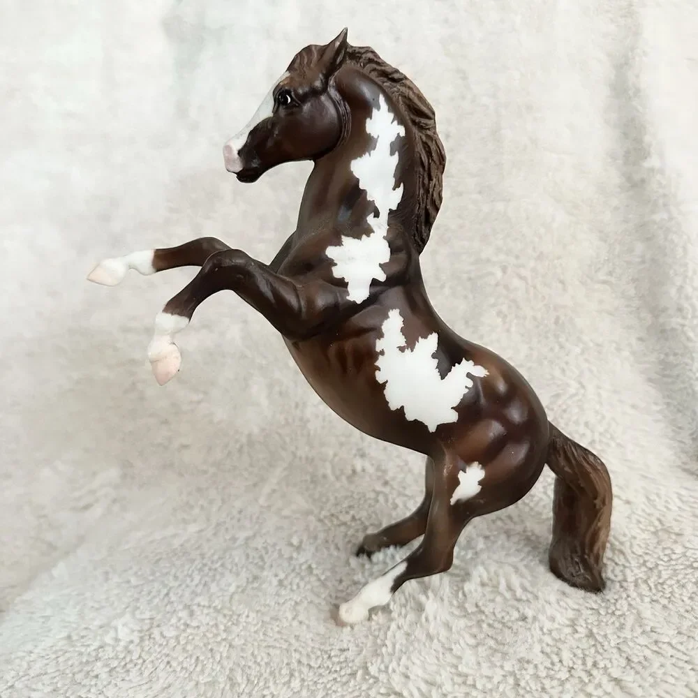 Breyer Rearing Stallion #7206 Classic Chestnut Pinto Target Exclusive 2007-2008